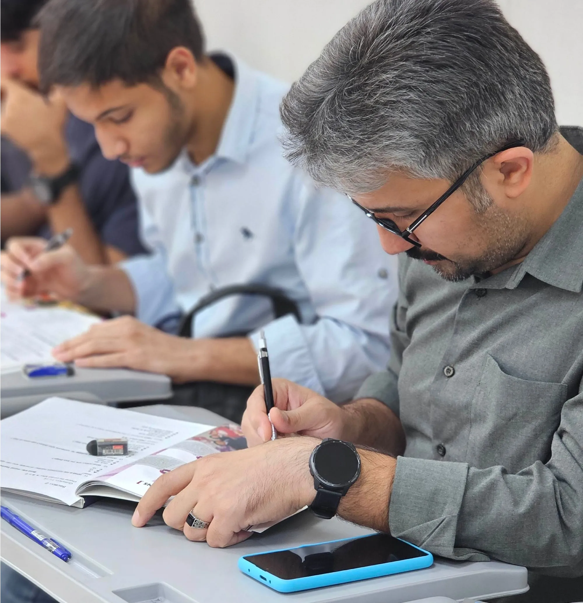 کلاس‌های خصوصی مرکز زبان گویا